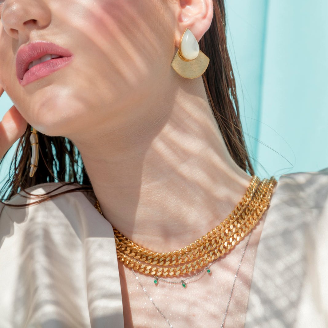 Queen necklace