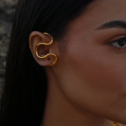 Lia Earcuff