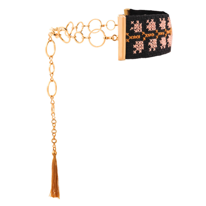 Pink Qarnabeet Choker